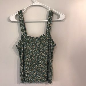 American Eagle medium crop top. Floral green.